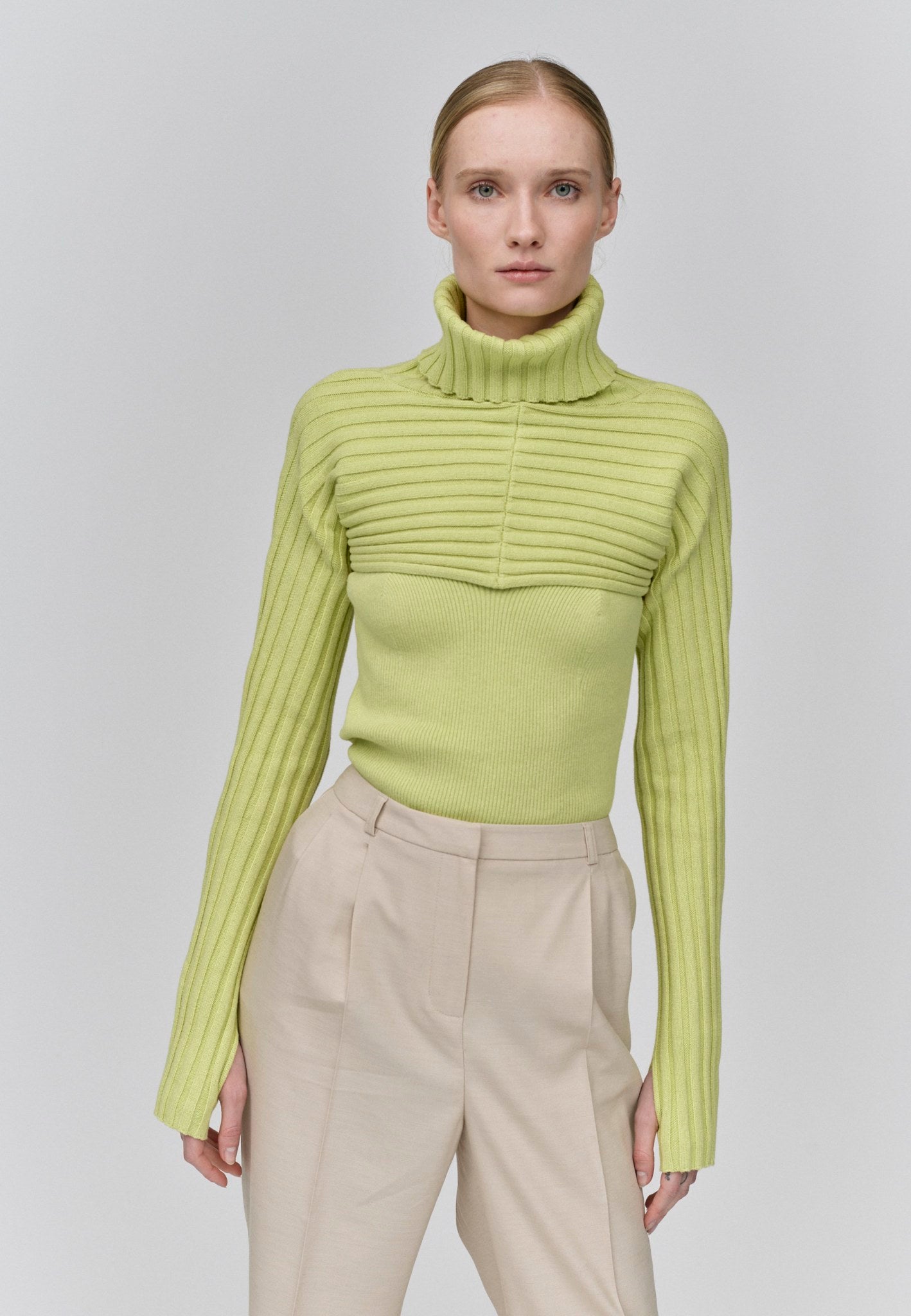 Nynne Turtleneck belero - Pale Jade